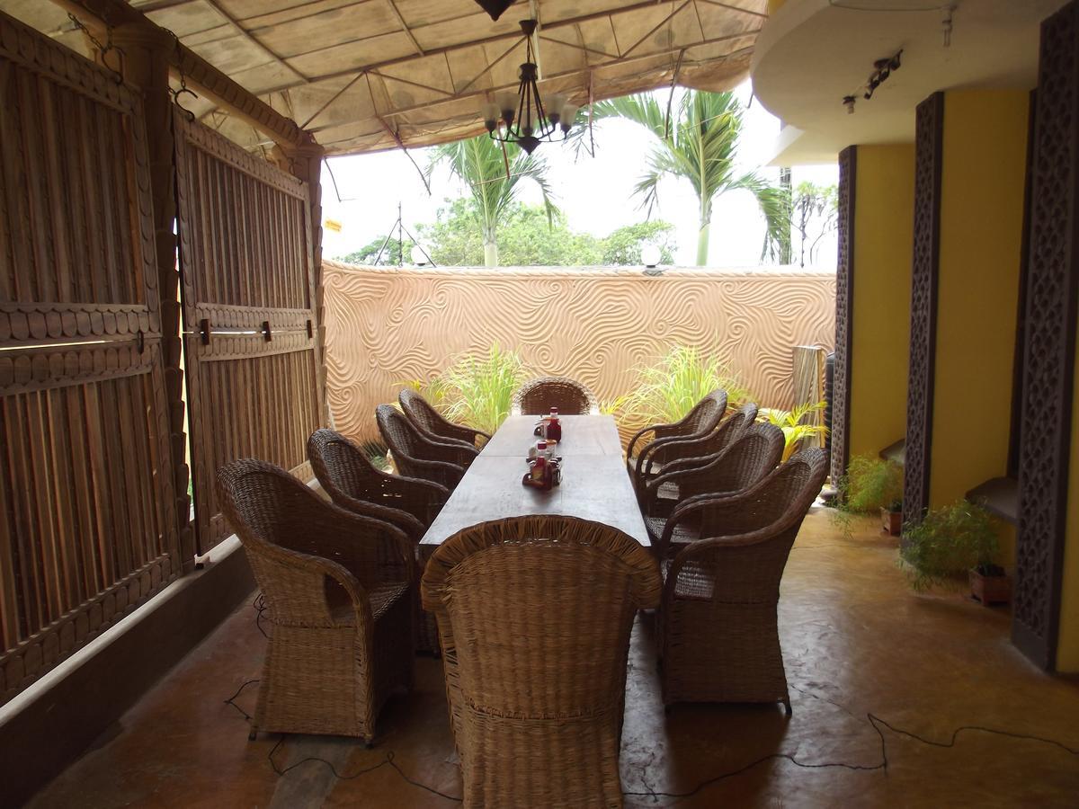Peacock Park Hotel Ukunda Esterno foto