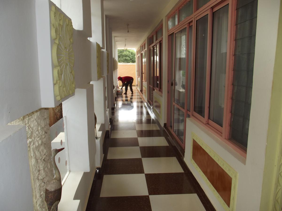 Peacock Park Hotel Ukunda Esterno foto